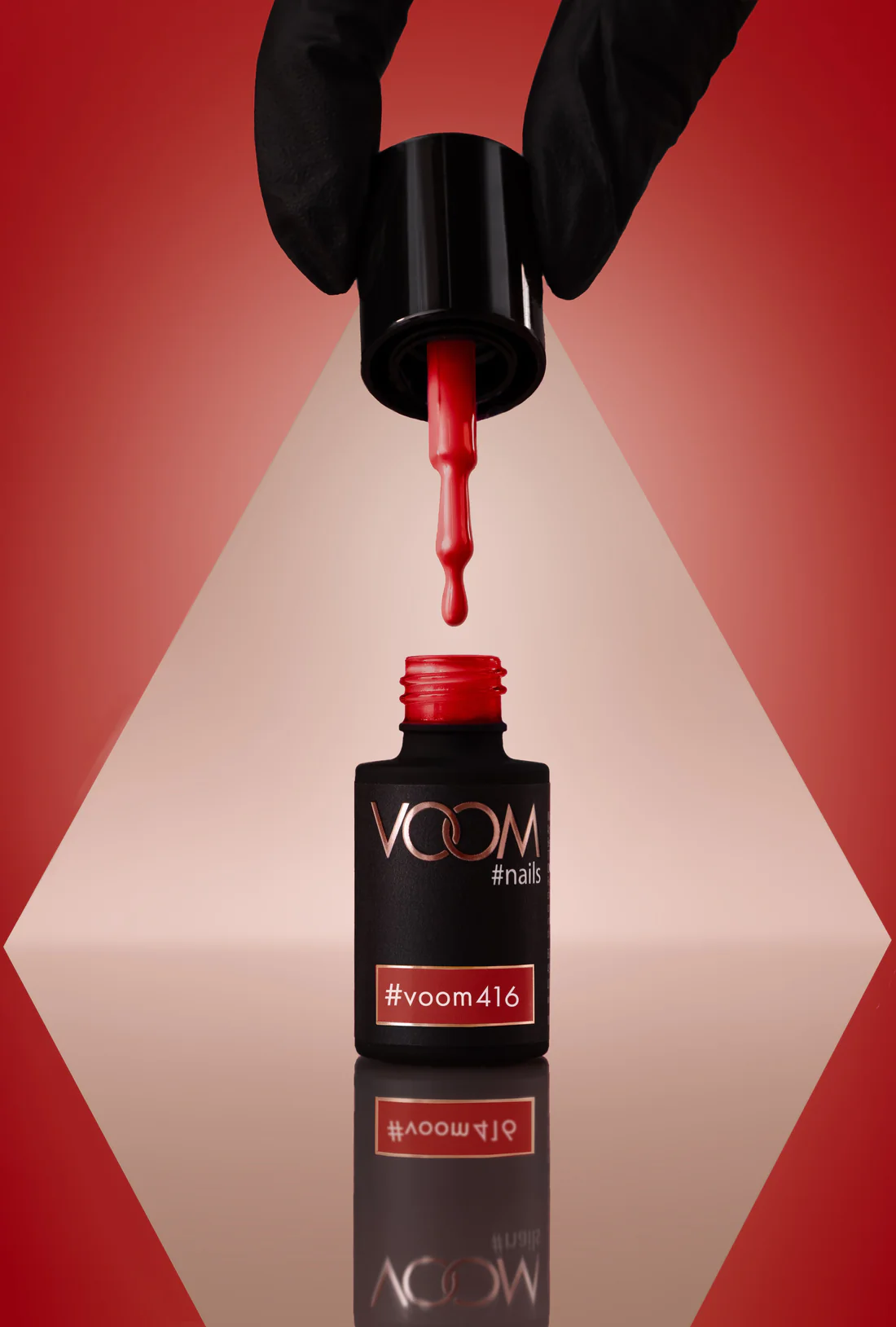Kolorowy lakier hybrydowy #voom416 RED OBSESSED 5 ml